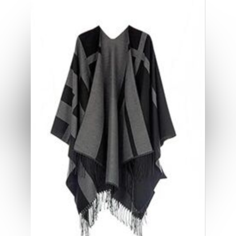 Kollie More | Reversible Shawl - Poncho | Versatile Wrap | Gray